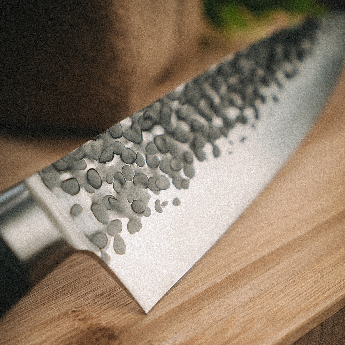 Das FIVI Chefmesser ROLF auf dem FIVI Premiumbrett DORO