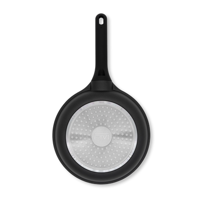 Induktionsgeeigneter Pfannenboden der Serie Alice mit zentralem FIVI-Branding.