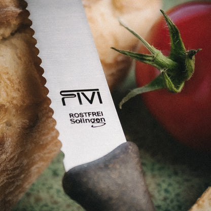 Das FIVI Brötchenmesser TIMO beim Frühstück